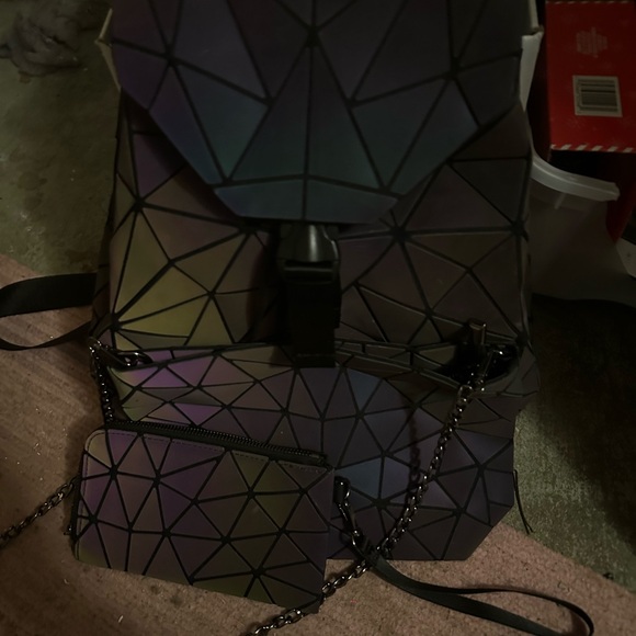 Amazon Handbags - Geometric Iridescent Backpack and Pouch Set